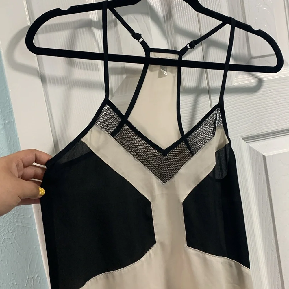 Cream and Black Jealous Tomato Top - Picture 2 of 14